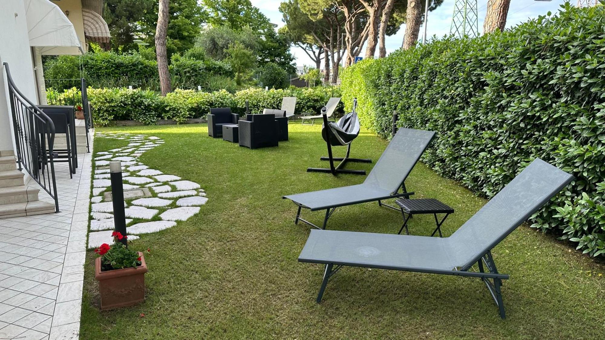 La Casa Bianca Rooms&lounge